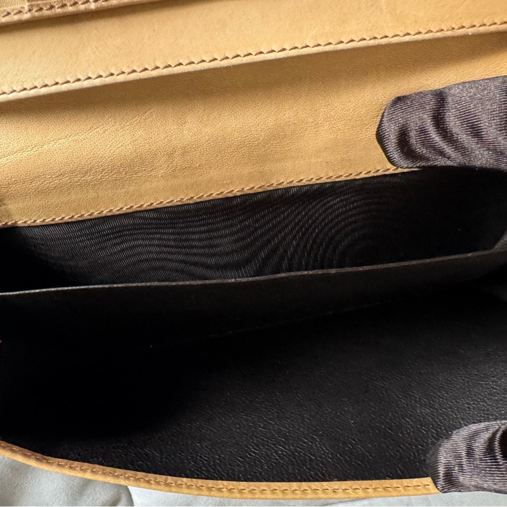 Gucci Vintage Leather Wallet - Picture 6 of 8